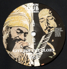 Saah Karim, Vibronics